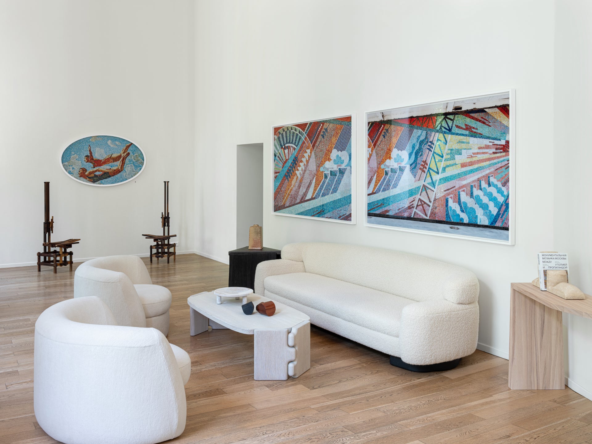 ПЕРСОНАЛЬНАЯ ВЫСТАВКА ДЖЕЙМСА ХИЛЛА