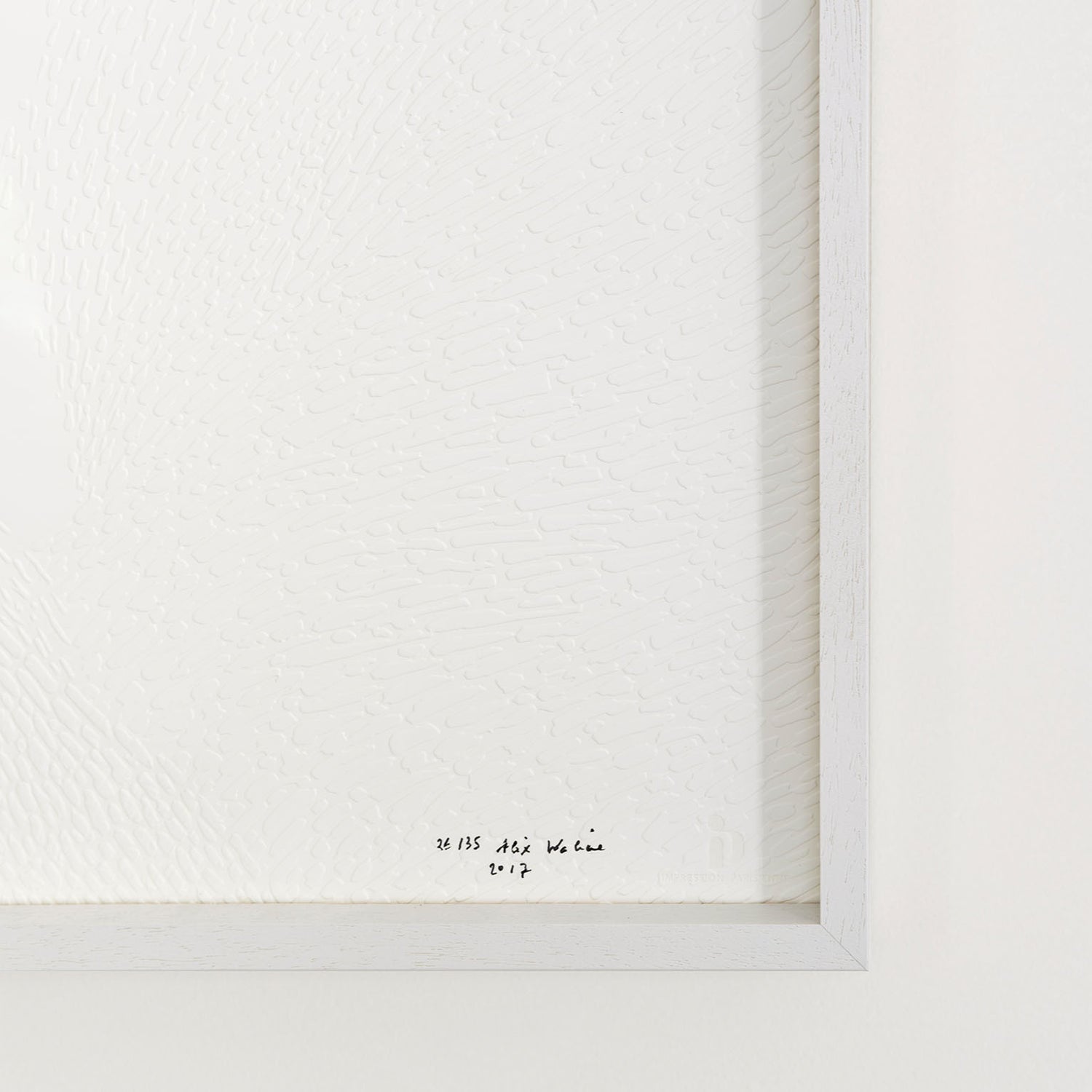 WHITE NOISE