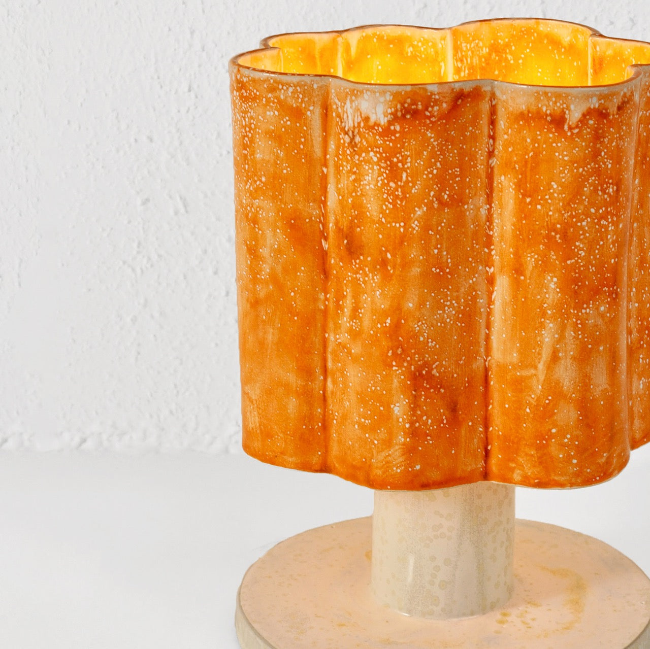 ORANGE TULIP LAMP