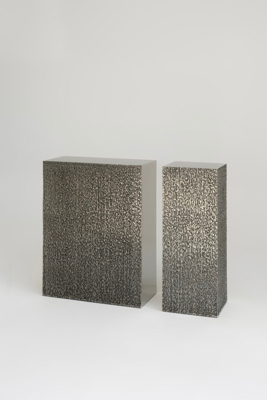 консоль и пьедестал из серии "Объекты / модули"